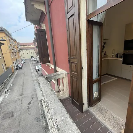 Valle 11 * Verona